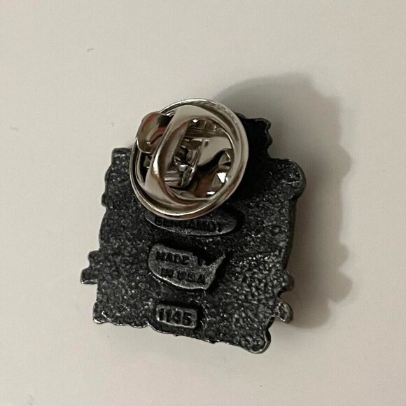 Vtg Bergamot Jack Daniels Red Dog Saloon Hat Lapel Pin - Picture 4 of 8